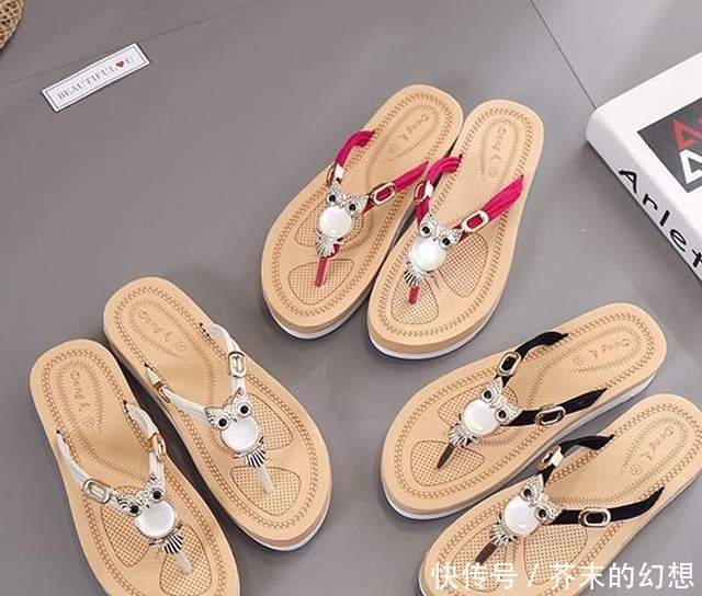 当下流行这样的粗跟鞋,精致又舒适,洋气不得了