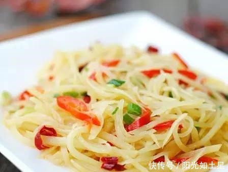 万能的土豆啊,百吃不厌,做法多样,菜中必备
