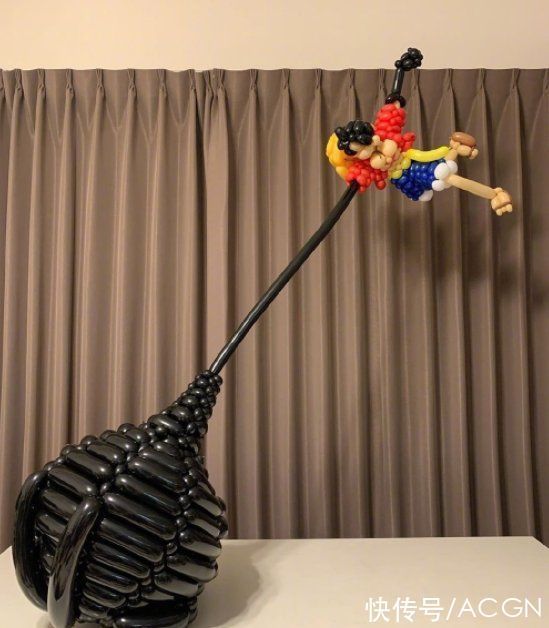 动漫角色|这位大佬太会玩气球了,啥动漫角色都能捏出来,JOJO鬼灭都有