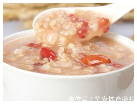 八宝粥|集八种材料熬制而成的粥,每周喝两次,让你气色红润有光泽!