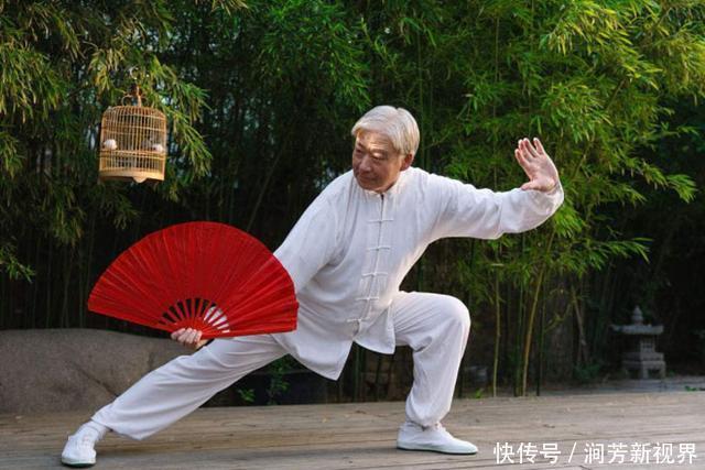 糖尿病怕糖，还怕以下三种食物、三件事为了血糖平稳，少吃少做