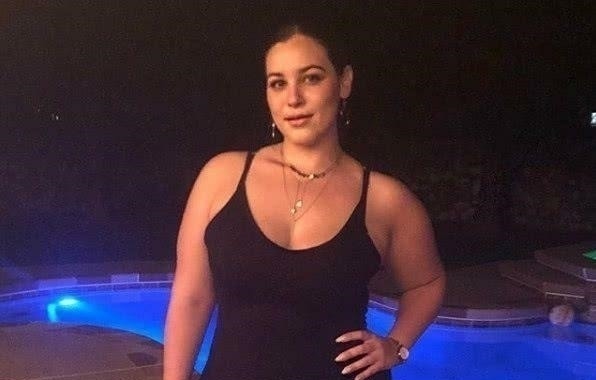 身材|美国女孩痴迷于深蹲健身,身材凹凸有致的她,体重75KG