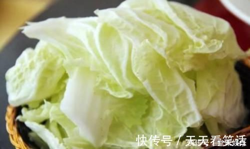 粉条|炒白菜时，切好直接炒就错了！多做1步，鲜美脆爽入味，还不出水