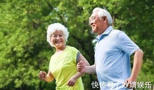 肺结节|如果手部出现这些问题,不是关节炎,或是肺结节发展了,了解一下