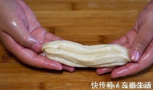 酵母粉|炸油条时,一定要加此物,油条个个空心,蓬松酥脆,还好吃