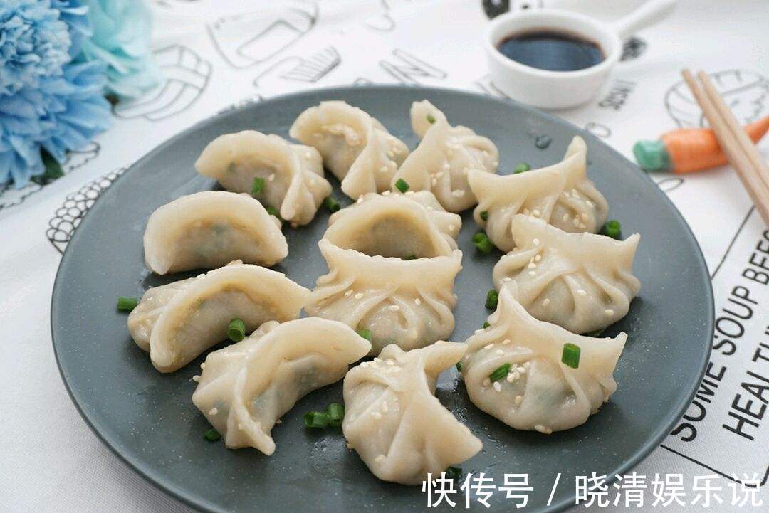 忠告吃韭菜饺子切勿搭配此物,不然是没病找病,早知早受益