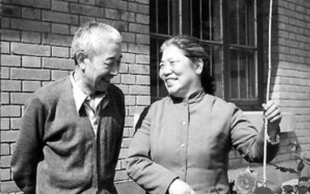 祖国|豫剧宗师常香玉:义演上百场,募集15亿,为祖国捐了一架战斗机