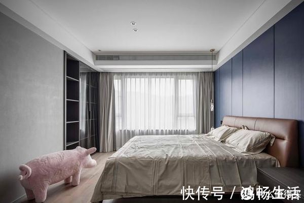 背景墙|越来越多人沙发不靠墙,往前挪动50cm,效果不是一般的大气、实用