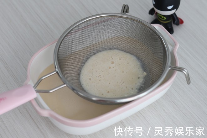 牛奶|孩子不喝奶,担心他会缺钙它是补钙“法宝”,一口吃3都嫌不够