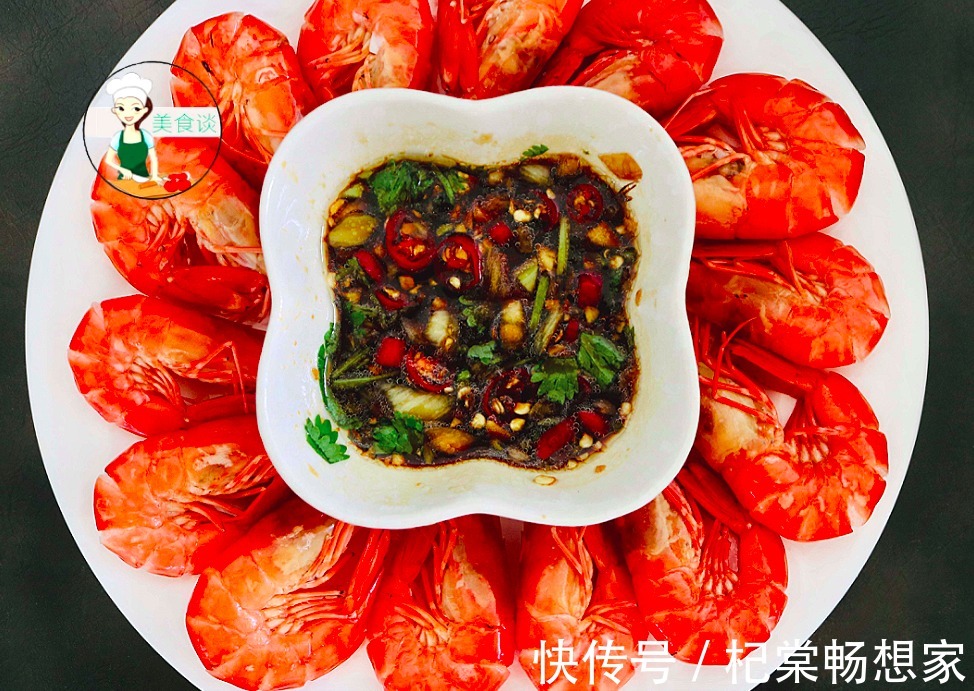 鲜虾|煮白灼虾时，沸水下锅就错了，大厨教你一招，虾肉鲜嫩多汁又不腥