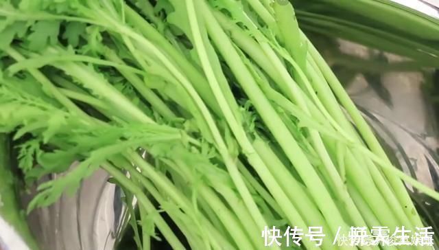 早餐饼|女人,这菜再贵也要吃,润肠排毒,我家一周吃7次,上桌瞬间扫光