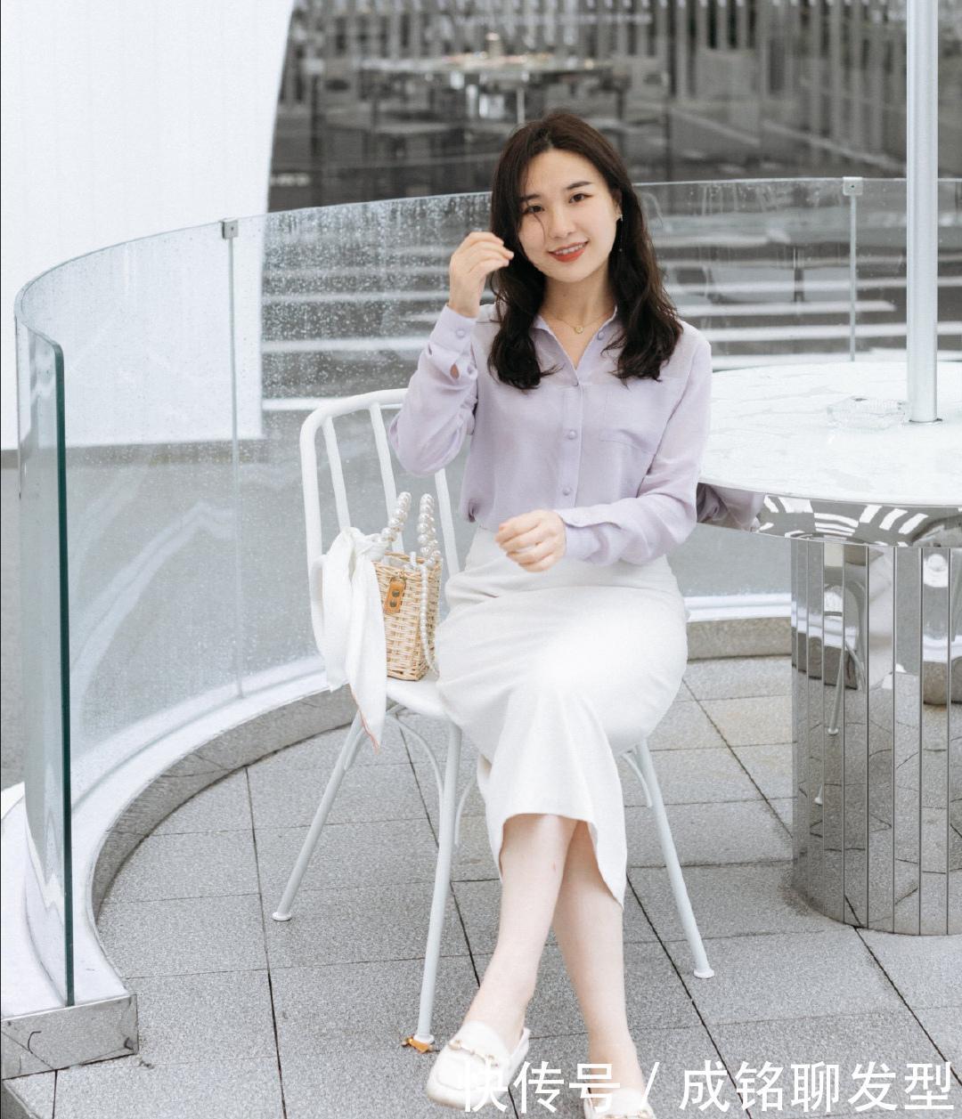 今年有一种穿搭叫“衬衫+半身裙”,优雅大气显身材,还有女人味