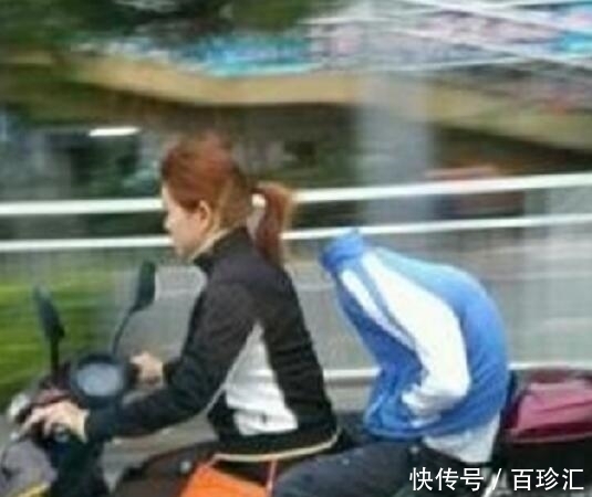 妹子|妹子,腿抖得这么厉害,走完玻璃桥,裤子都湿透了吧