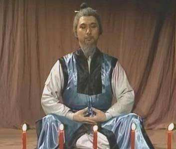 射雕英雄传#射雕前传中:此人神功无敌,吊打黄裳,收下一徒弟,后来叱咤江湖