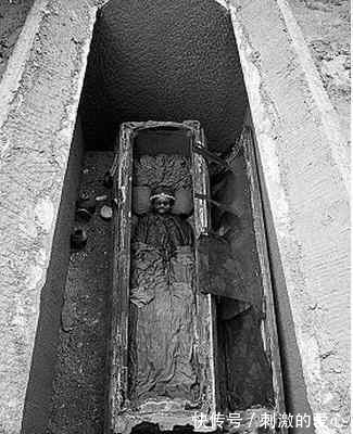 黄巢&中国有一对夫妻墓, 墓中邪门又诡异, 藏宝无数,专家不敢进!