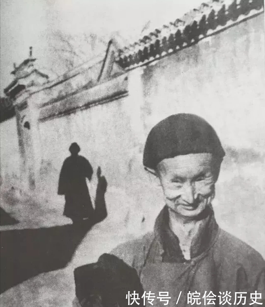 清奇|清末老照片,官员奴相十足,离宫太监骨骼清奇,图八僧人慈眉善目