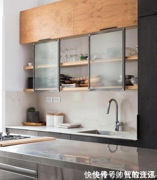 厨房|厨房台面装修有讲究,大理石过气、不锈钢太low,聪明人都这样装