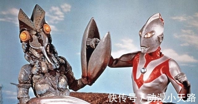 巴尔坦|网友挖出奇怪石头,神似巴尔坦星人!难道奥特曼的故事是真的?