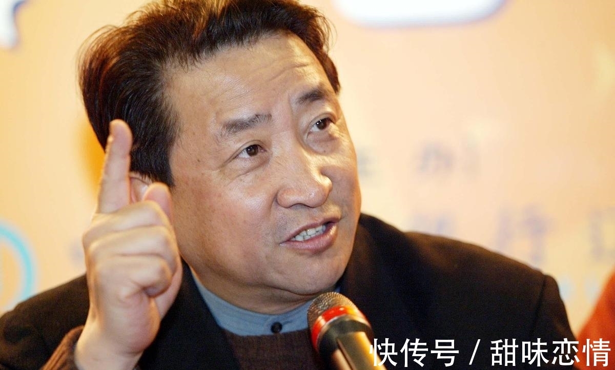 书协#姜昆的书法,“硬伤”挺多,算是合格的书协会员吗?