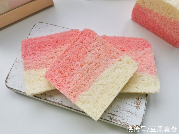 窝蜂|红丝绒渐变色吐司