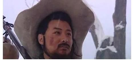 八骠骑!梁山五虎将能否胜过八骠骑?人数劣势太过明显,想胜只有一种可能