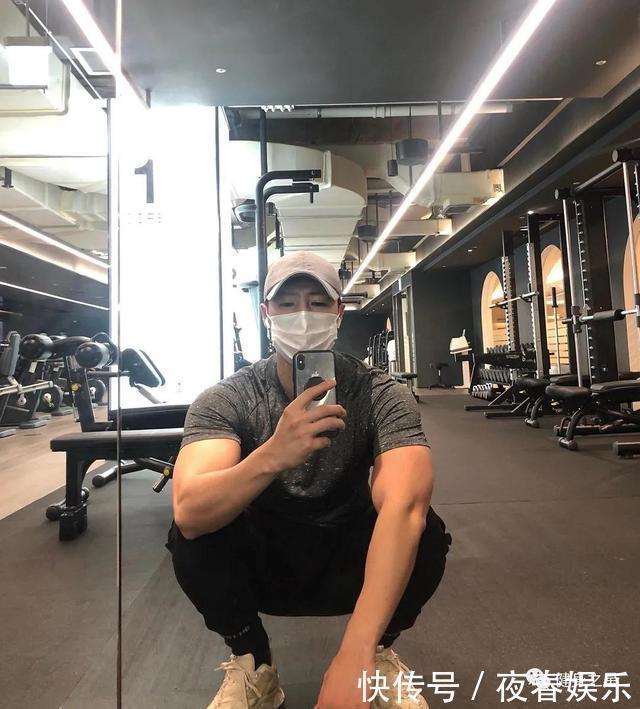 小哥|小伙一周健身4次,戒掉炸鸡甜品,如今身材傲人,肌肉线条硬朗