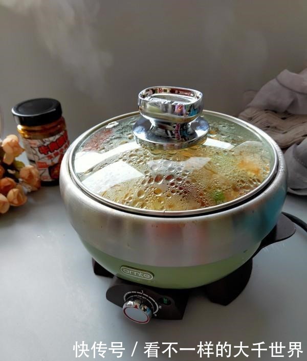 医生不会告诉你,这蔬菜是清肺高手,止咳润燥清肺去火,别错过!