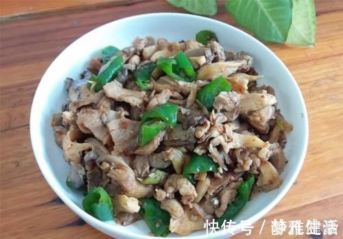 氨基酸|天多吃此菜,6元1斤,筋络通腿脚利索,和肉一起炒,超级香