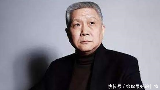 送礼是门大学问!马未都送了根绿松石拐杖给冯小刚,看清了其人