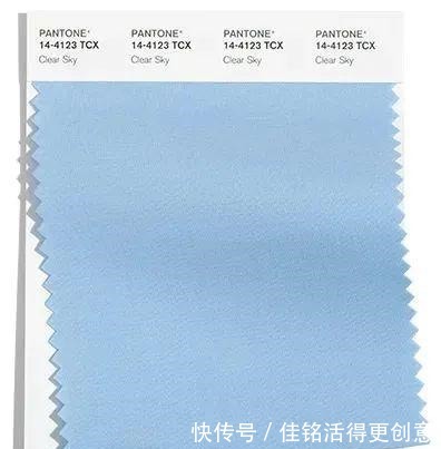 明度 2021年十大秋冬流行色来了,很美很特别,你的衣橱中有几个!