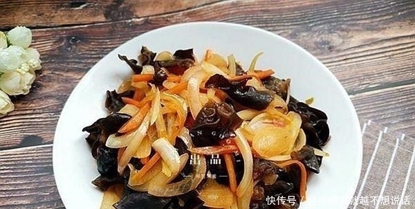 分享12道家常快手菜，有荤有素味美下饭，自己学着做吃得更香