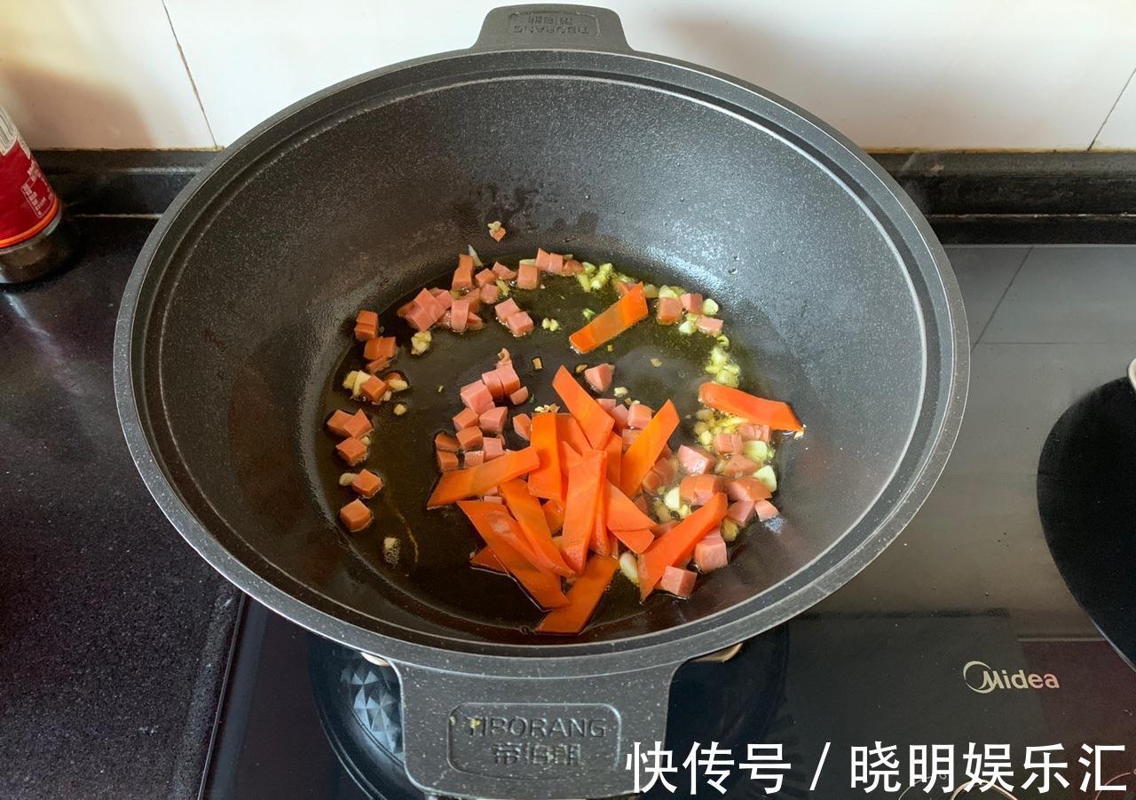 老少皆宜|西蓝花别总炒着吃，做成美味的上汤西蓝花，鲜美减脂又好吃