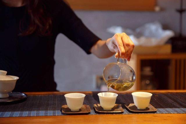 衰老|女性开始衰老,多有3个表现,少吃3物,多做3事,延缓衰老显年轻