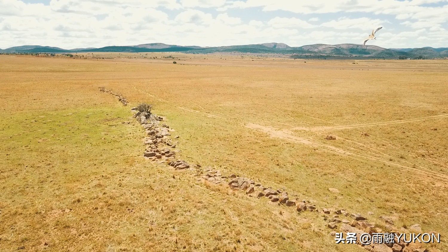 全球第一大陨石坑：直径达30万米，却一直到1990年才被人类发现