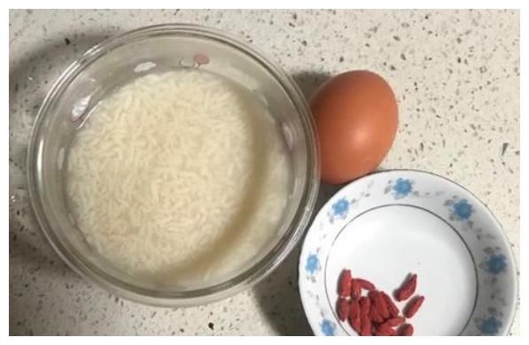 婆婆嫌我氣色不好，讓我常喝這碗“糖水”，補(bǔ)血養(yǎng)氣，物美價(jià)廉