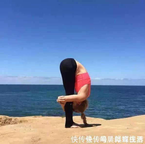 四肢|坚持这个体式30秒一星期,四肢都瘦了,小腹又紧致了