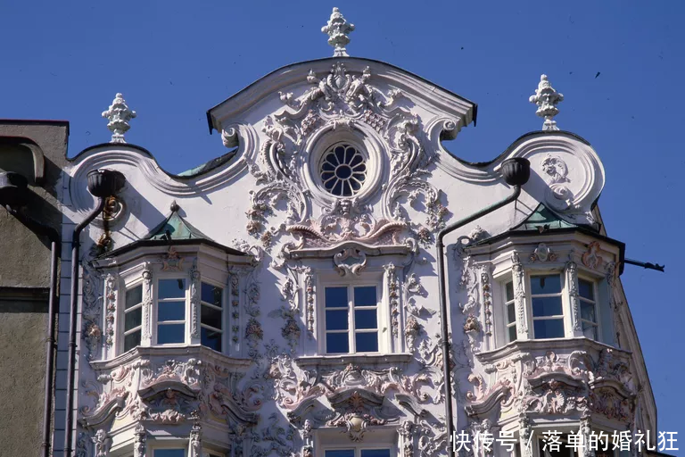 洛可可不是一种建筑装饰风格是巴洛克风格的一个时期