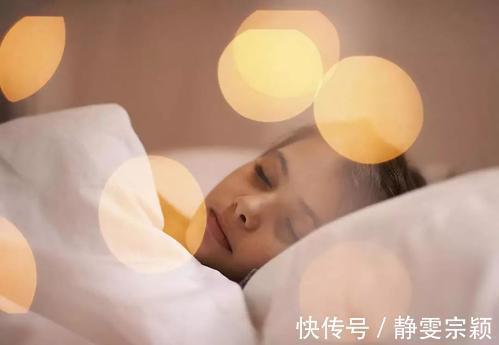 通便穴|手背上的“排便开关”，提前按5分钟，很快就想上WC，完胜便秘