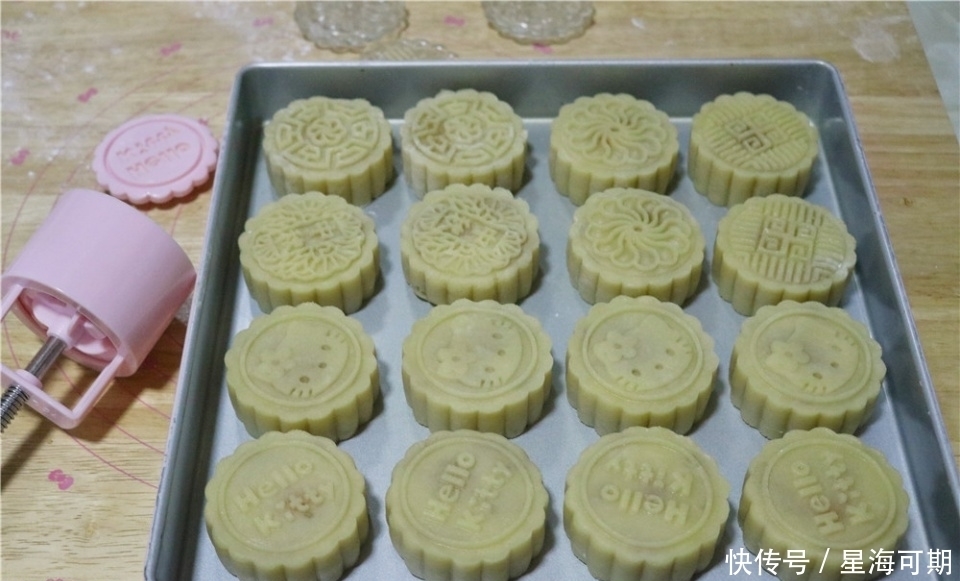 传统|传统广式月饼做法,好吃不腻,新手也成功,附4种经典馅料