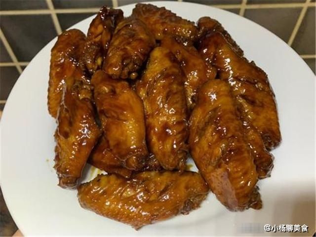 料酒|超好吃的红烧鸡翅，牢记这两个窍门，保证做出来的鸡翅香甜好吃