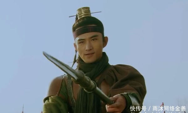 此人兵器重达六十斤,两度单挑双鞭呼延灼,击毙没羽箭张清