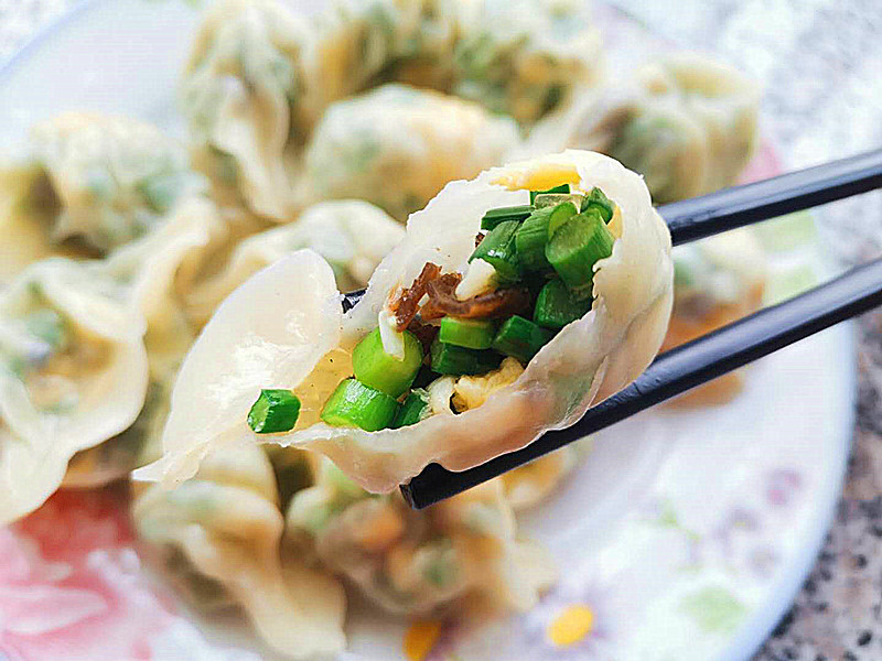 入伏吃饺子，就馋此馅！比白菜香，比韭菜鲜，10块钱就能煮一锅
