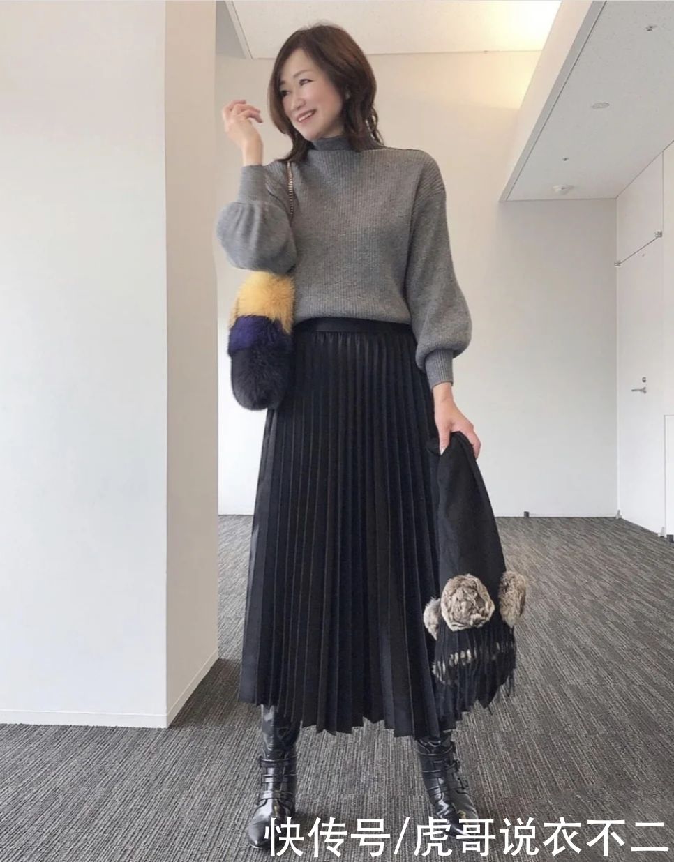 50岁女人冬季穿衣要年轻点，看日本博主示范，每一套都好优雅