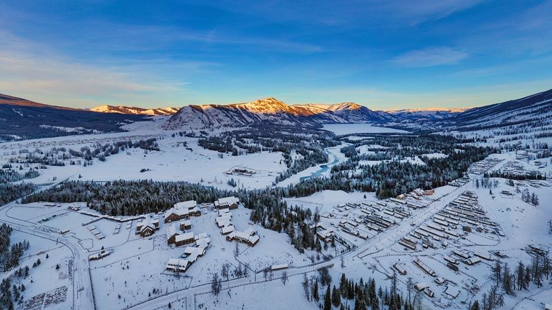 老年|大片来袭！雪季的喀纳斯，带你领略新疆童话般的冰雪世界
