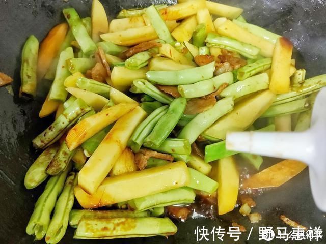 土豆炖芸豆|土豆和它是绝配,简单一做,营养美味又下饭,拿肉都不舍得换