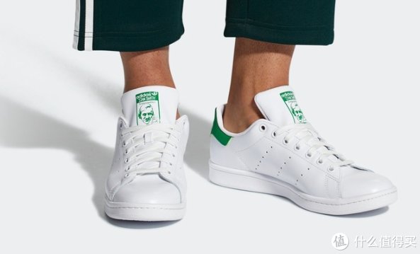阿迪达斯|?adidas三叶草女款运动鞋推荐,永不过时的经典