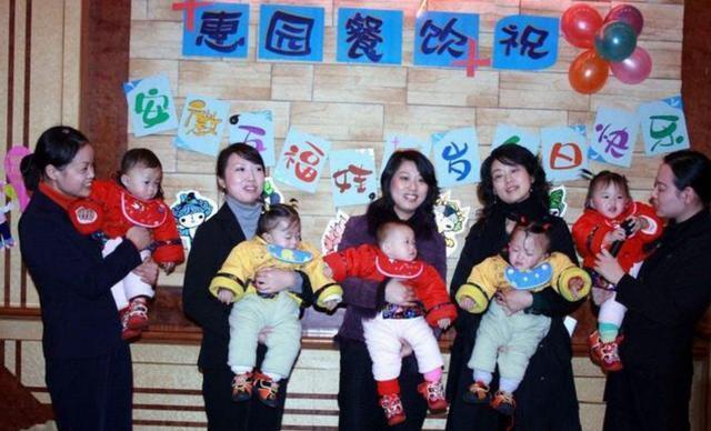 灵机|爸爸姓“杨”,喜得五胞胎,灵机一动起得佳名,上户口民警都称赞