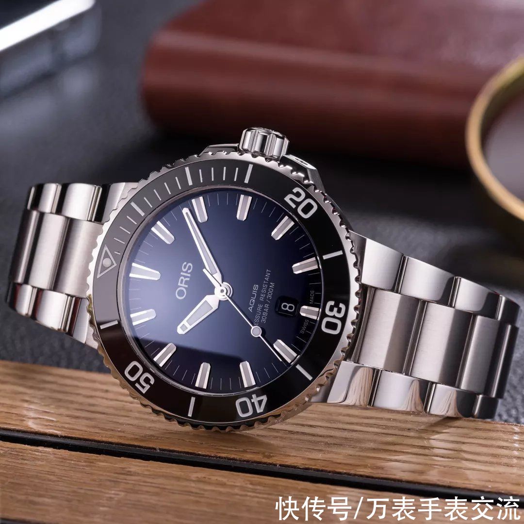 那些身高1米8有肌肉的小伙儿,颜值吊打明星,全靠这些表