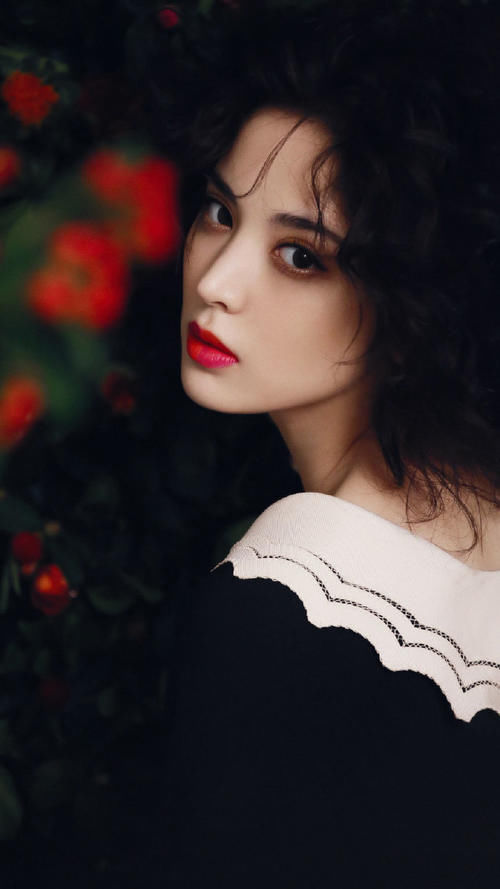 她是不是最会选发色的女艺人？每个颜色都好显白啊