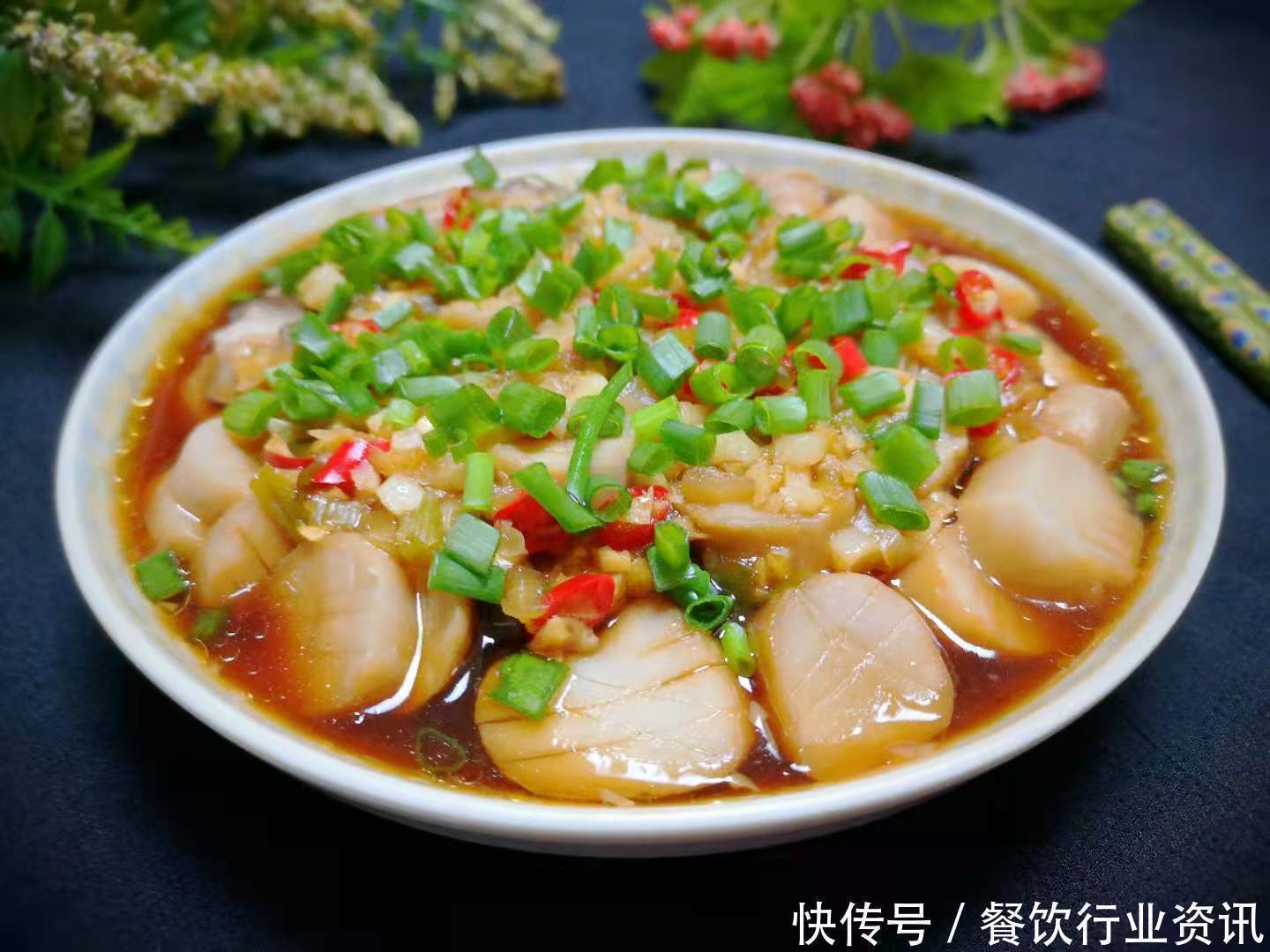 天热最馋这道蒸菜,蒸一蒸10分钟搞定,香滑有嚼劲,比肉还好吃!